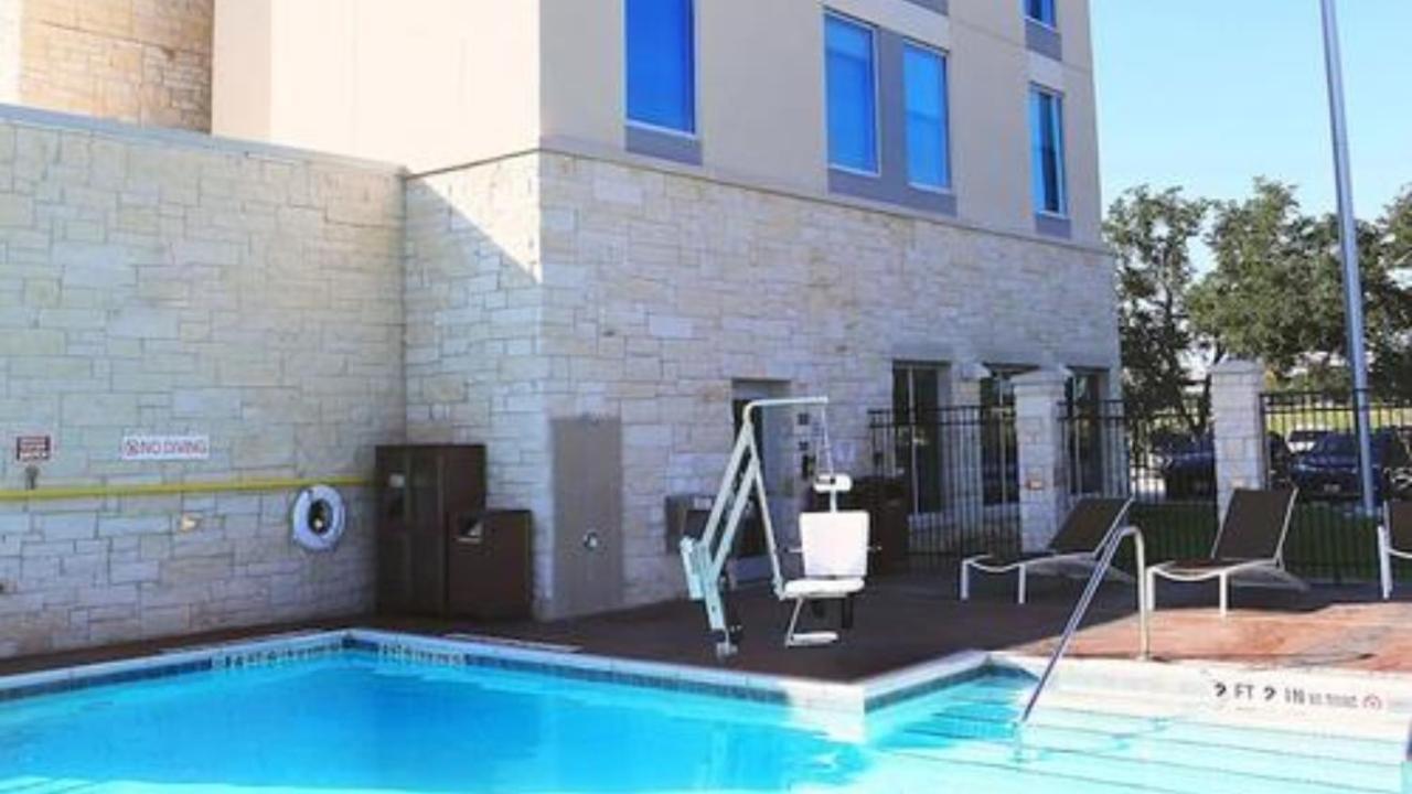 Hyatt Place Austin Airport מראה חיצוני תמונה